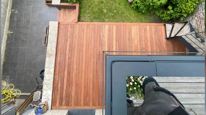 terrasse bois cumaru avec escalier a Lille